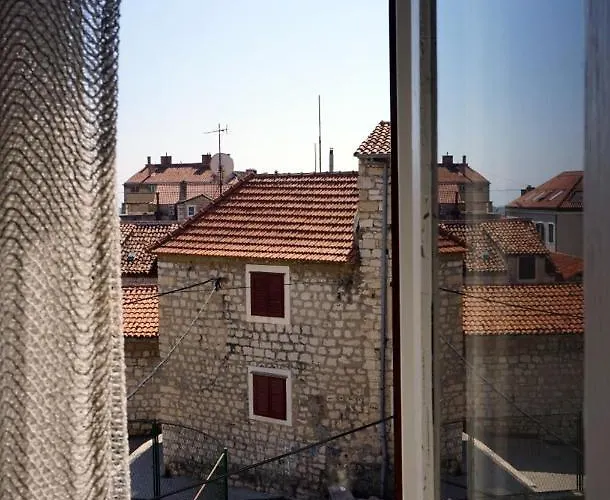 Apartment Muco Varos