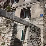 Muco Varos Daire