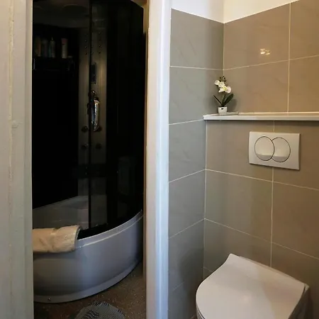 Muco Varos Apartment