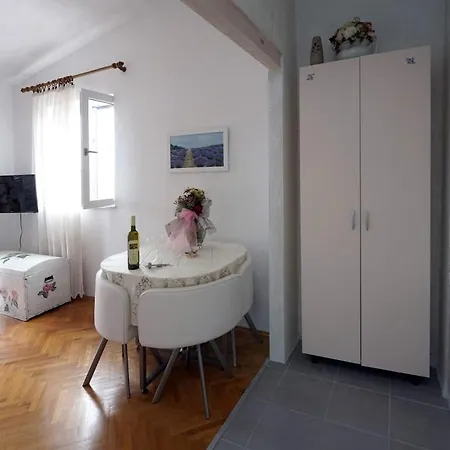 Appartamento Muco Varos